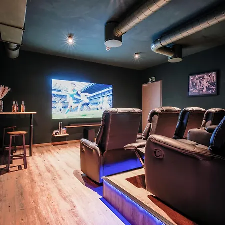 Hotel Hannover - Phil & Max Und Messe 4*