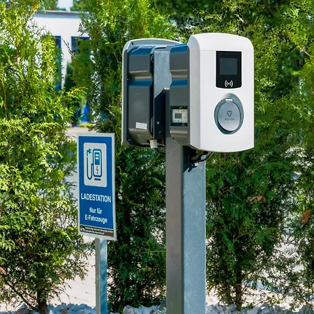 Hannover - Phil & Max Und Messe 4*