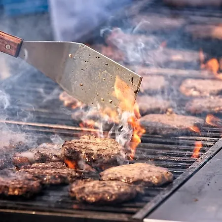 Hannover - Phil & Max Und Messe מלון Laatzen