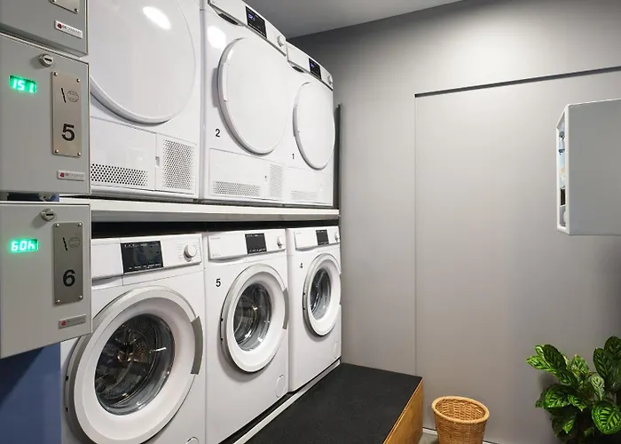 Hannover - Phil & Max Und Messe Латцен